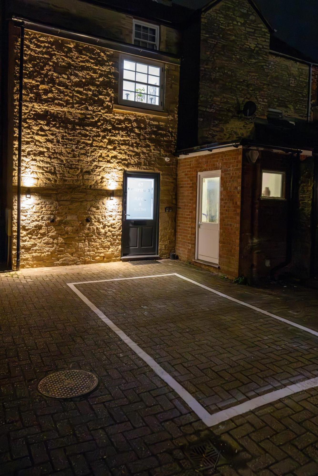Stylish 1 Bed Apartment In Bicester Town Centre Exterior foto